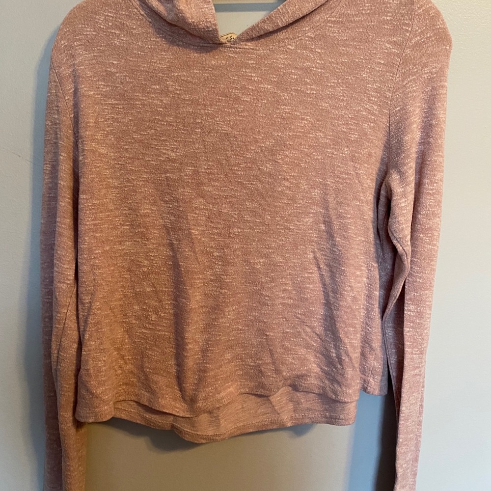 Cropped pink long sleeve top